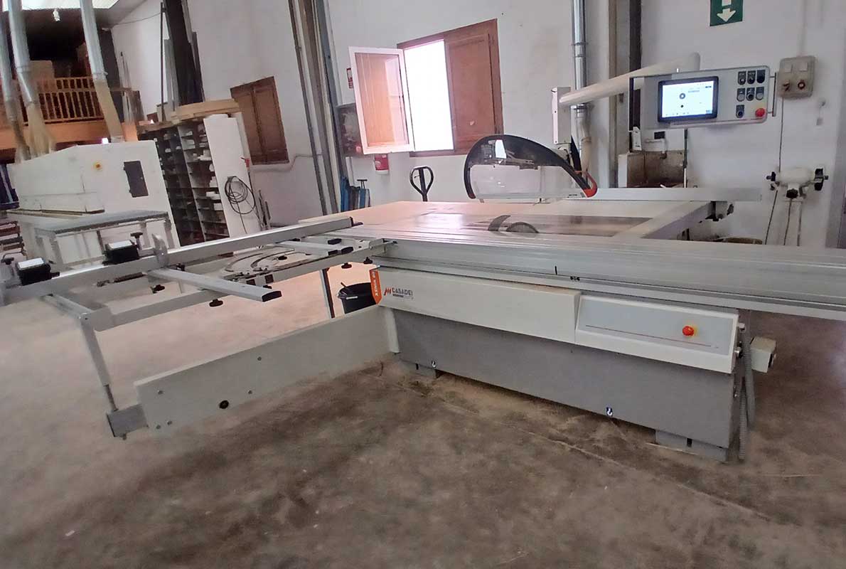 Escuadradora profesional Casadei Xenia 60A en Fusteria Moreno